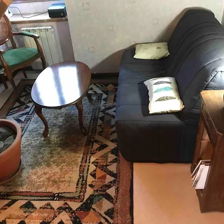 10 Personnes - La Petite Ferme D'en Courtiels *
