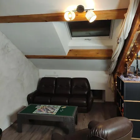 別荘 10 Personnes La Petite Ferme D'en Courtiels Sinsat