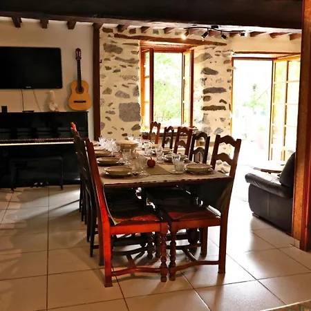 10 Personnes - La Petite Ferme D'en Courtiels Sinsat