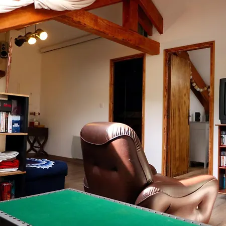 10 Personnes - La Petite Ferme D'en Courtiels