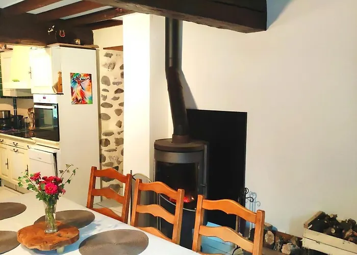 別荘 10 Personnes La Petite Ferme D'en Courtiels *