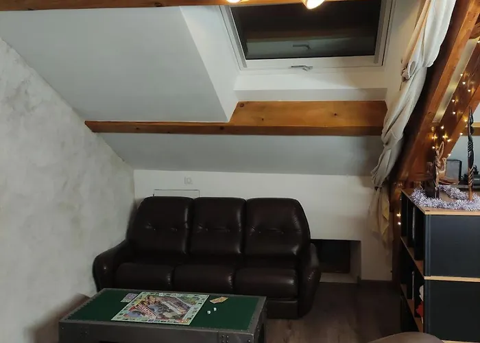 別荘 10 Personnes La Petite Ferme D'en Courtiels Sinsat